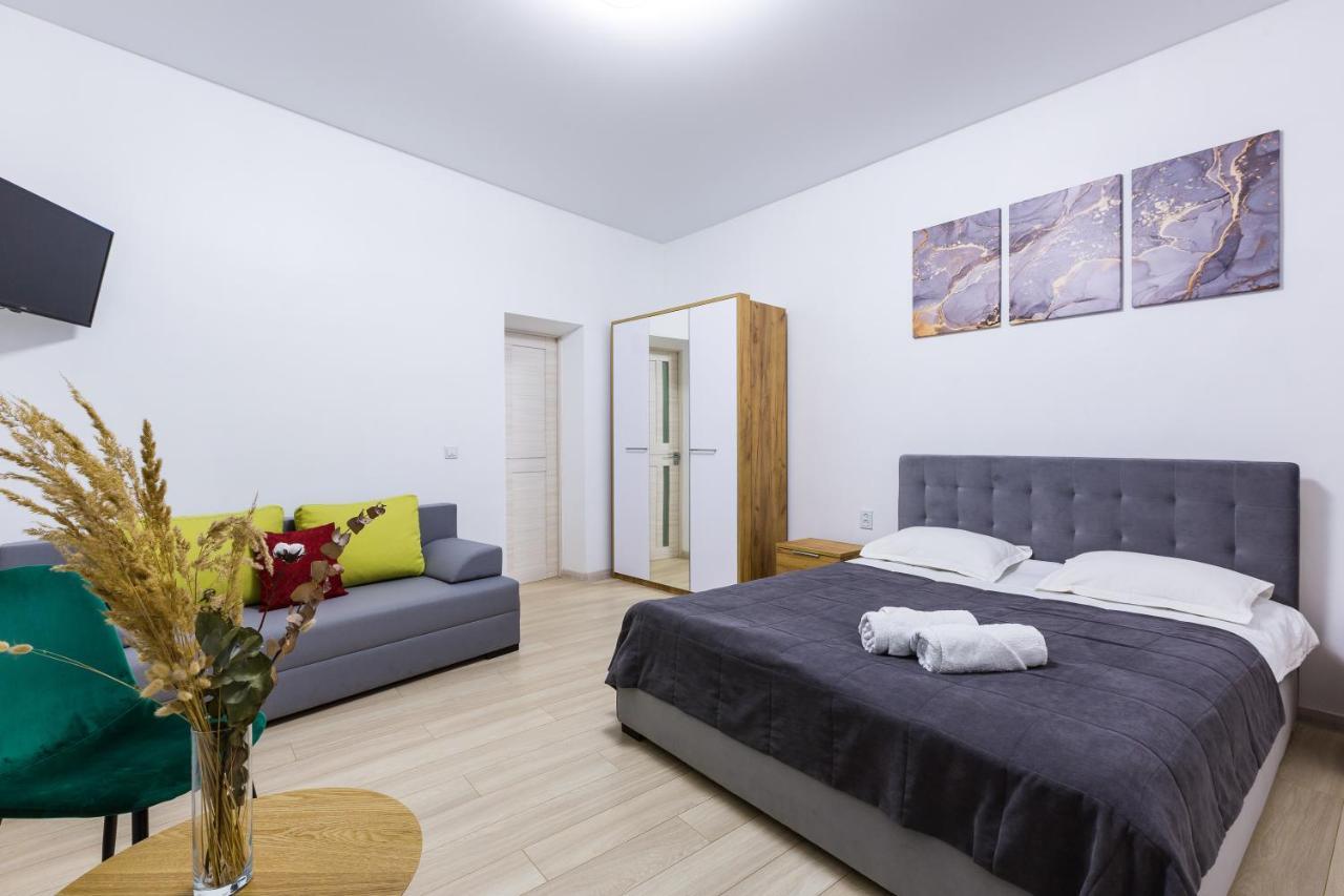Vodna White Apartment Львів Екстер'єр фото